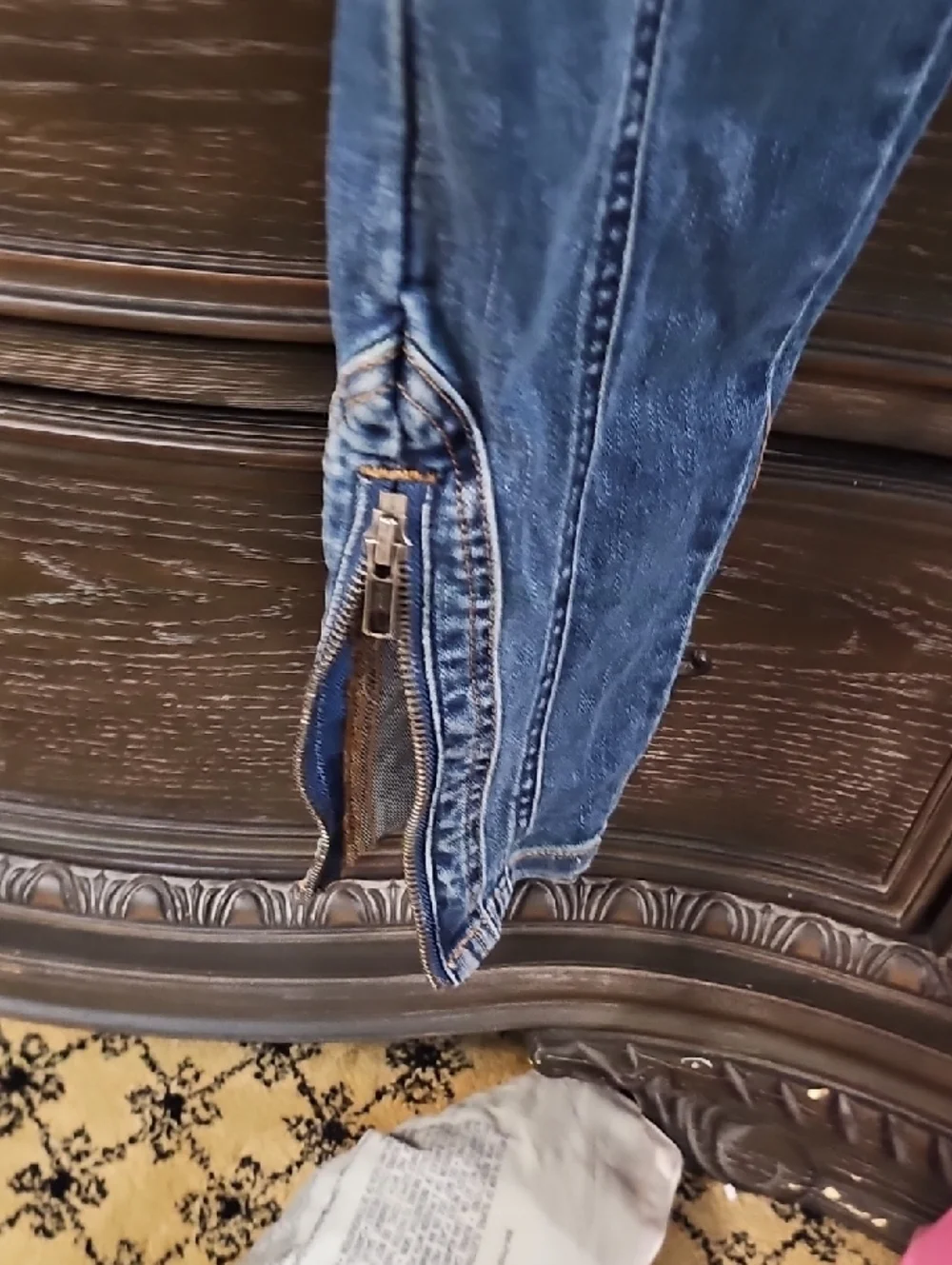 We The Free Mid/Washed Blue Skinny Jeans Zippers on Back and Ankles-27 Curvy - Picture 3 of 7
